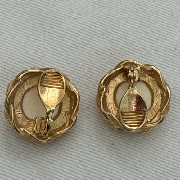 GIVENCHY Vintage Dome Braided Earrings - Picture 3 of 5